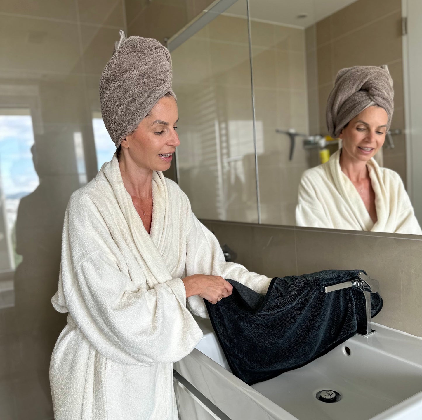 shiny-bath-xxl-drying-towel-3